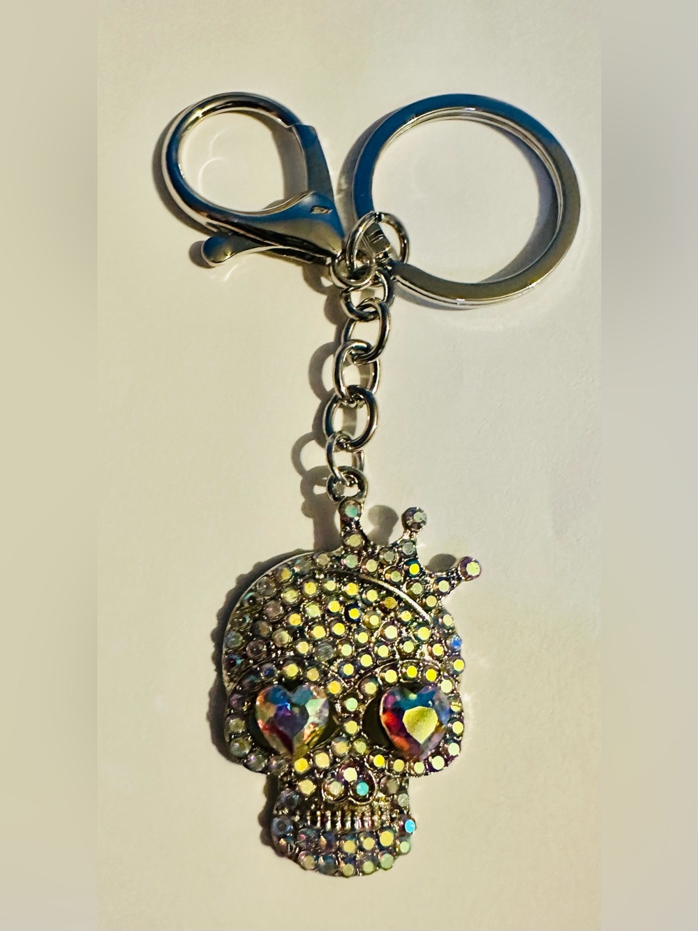 Crystal Skull Keychain/Bagcharm w/Heart Gem Eyes Iridescent Crystals Silver Tone